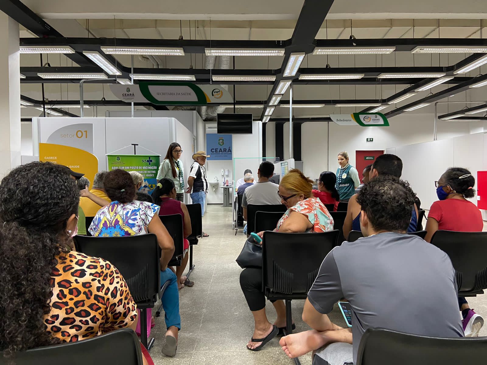 Ceará amplia cobertura vacinal contra covid-19 e gripe em mais um “Dia D”