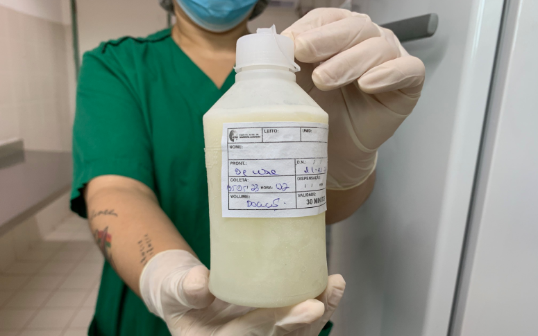 Doações externas de leite humano ajudam a manter estoque no posto de coleta do HGWA; saiba como doar