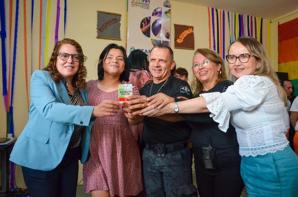 Saúde do Ceará participa de lançamento de tratamento pioneiro de hormonioterapia para mulheres trans e travestis no sistema prisional