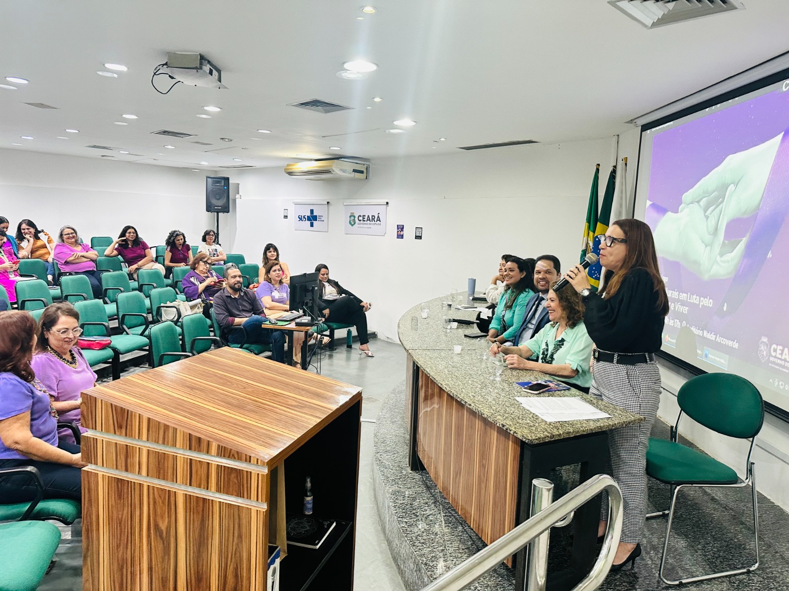 Enfrentamento da violência contra a mulher é tema de mesa-redonda na Sesa