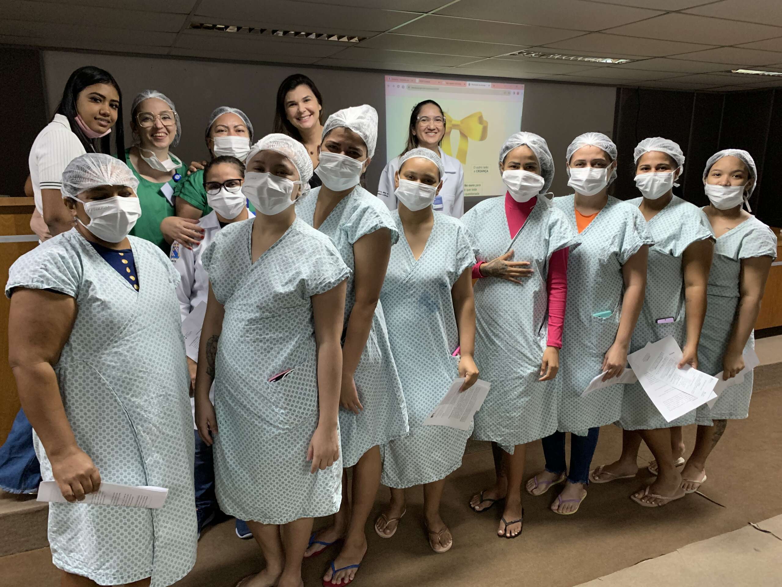 HGWA encerra programação do Agosto Dourado com foco nas mães dos bebês internados