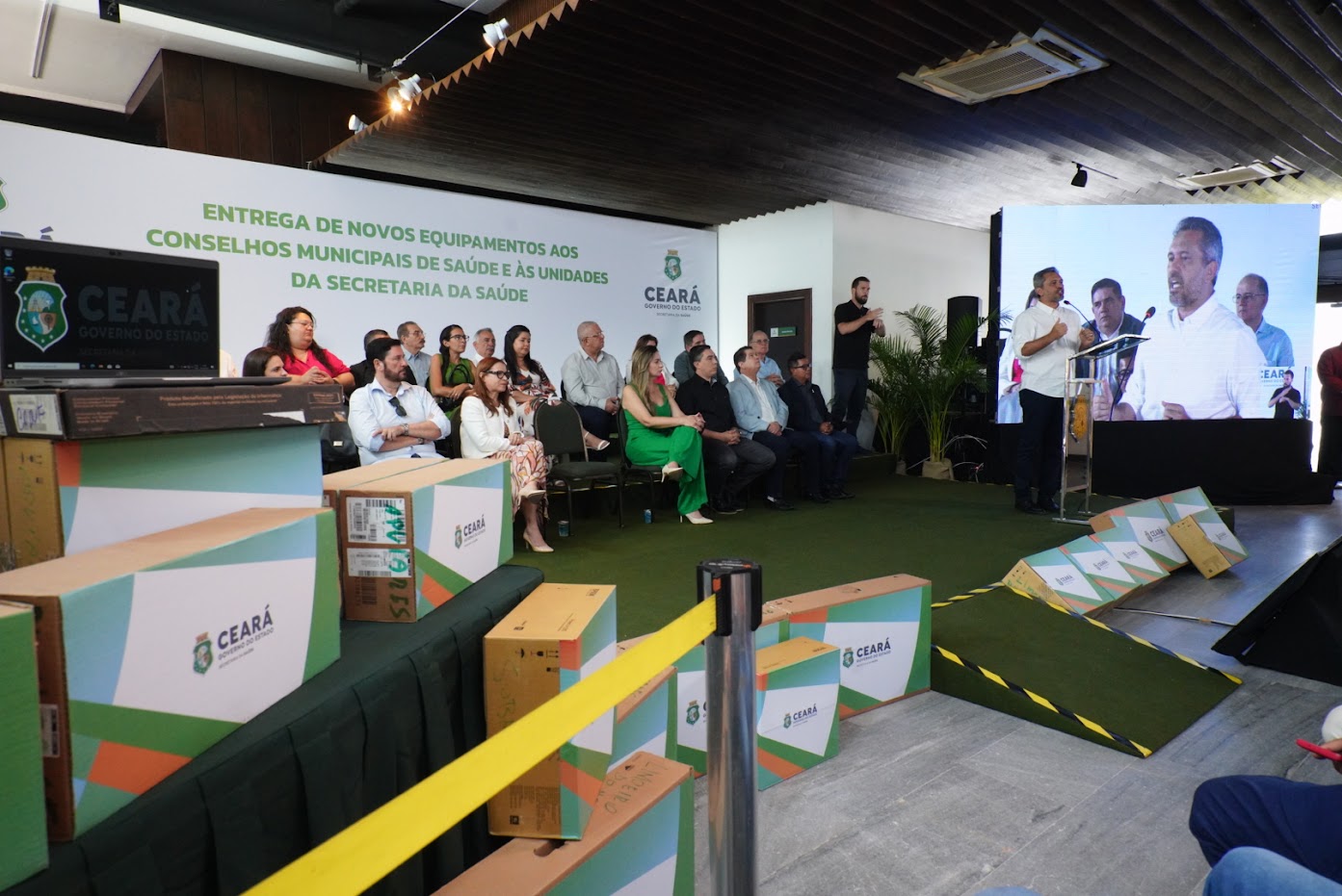 Governo do Ceará investe mais de R$ 11 milhões em equipamentos de informática para o fortalecimento de conselhos e unidades de saúde
