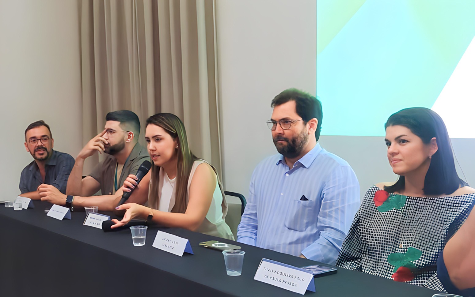 Sesa realiza oficina para alinhar rede de atendimento à pessoa vivendo com HIV/Aids no Ceará