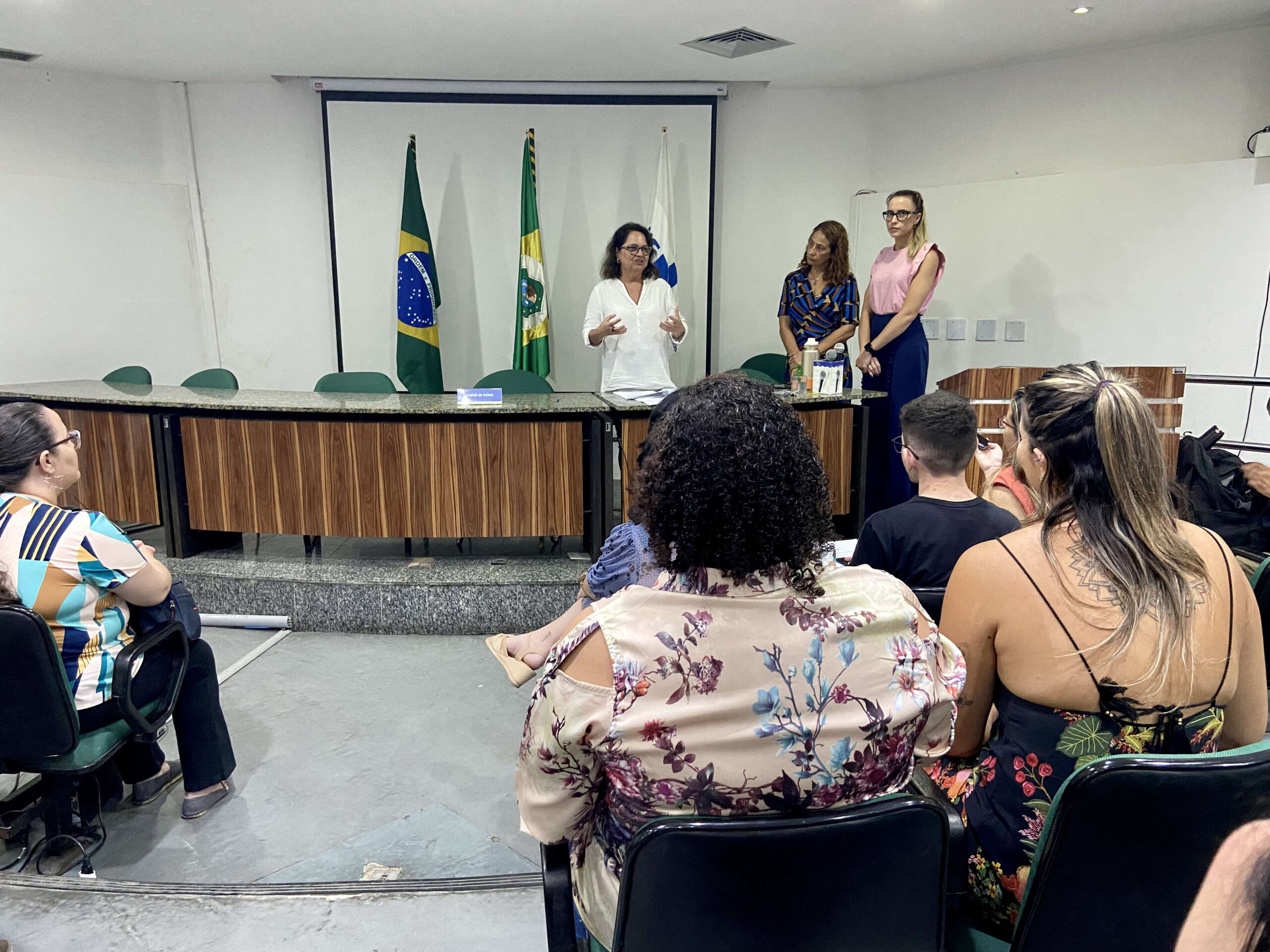 Cerca de 500 novos servidores tomam posse na Secretaria da Saúde do Ceará