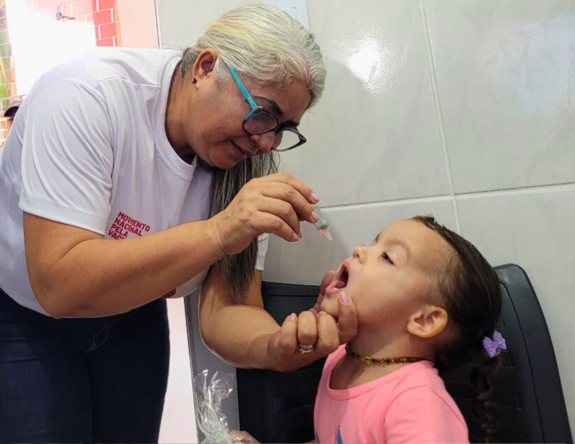 Paralisia infantil: vacinação é o único meio eficaz de prevenir a doença