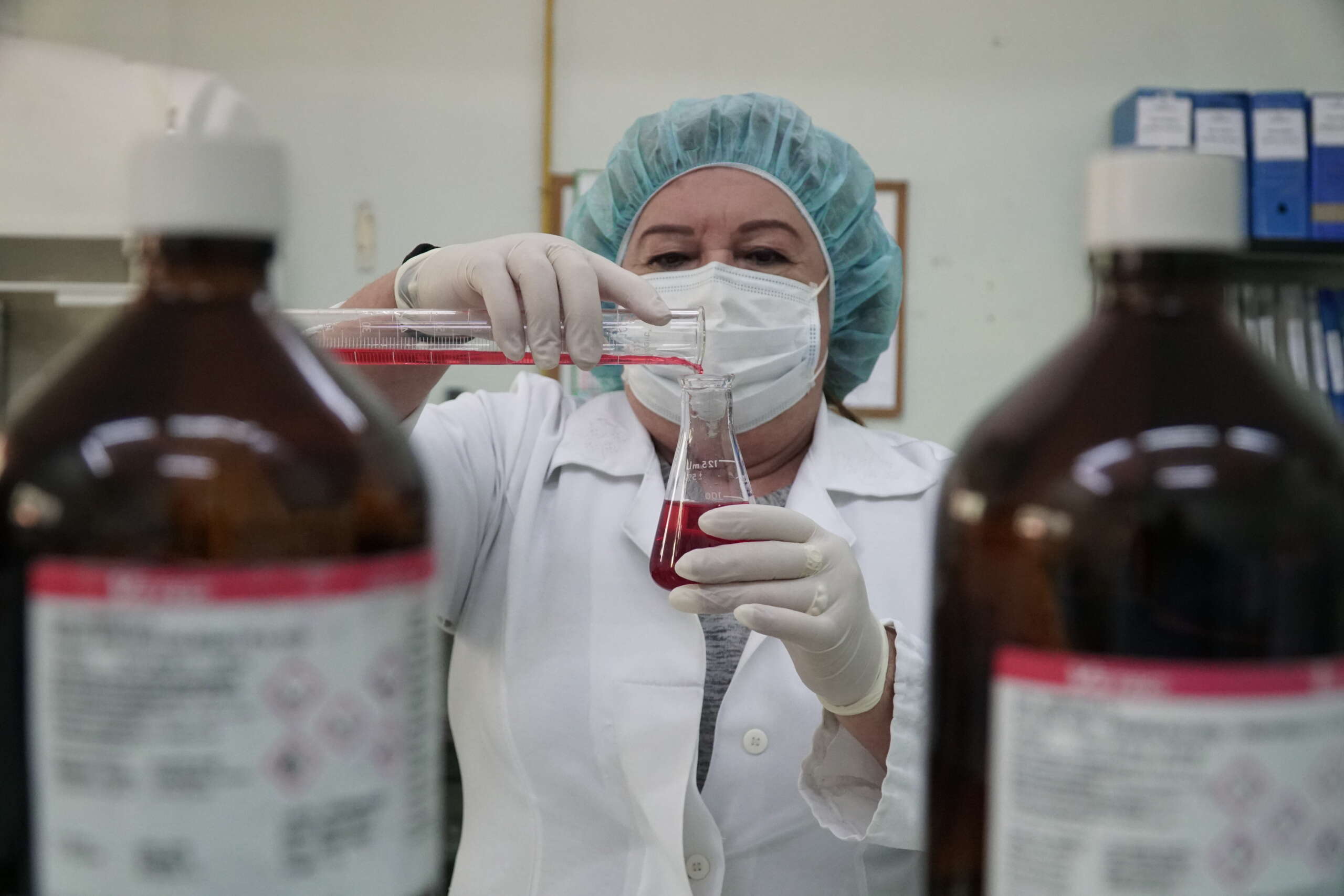 Lacen recebe acreditação ONA nível 3; o laboratório público é o único no Nordeste com essa certificação