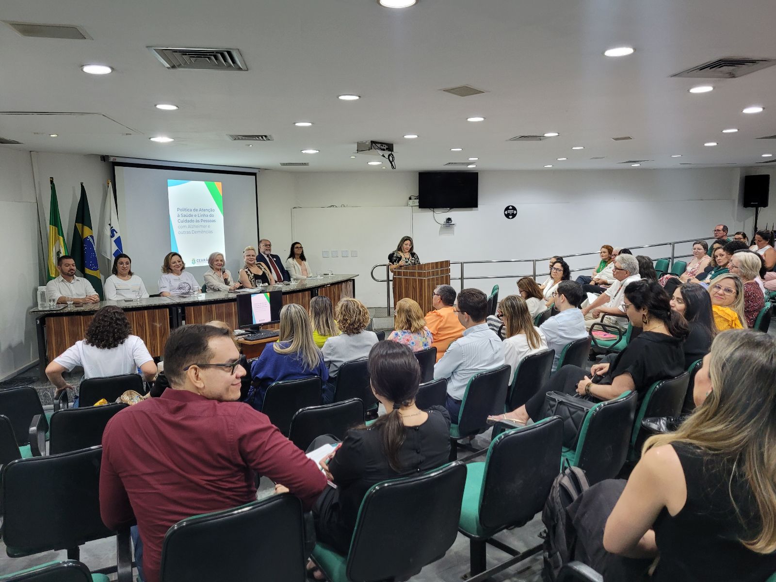 Sesa lança Política Estadual de Saúde e Linha de Cuidado à Pessoa com Doença de Alzheimer, em seminário