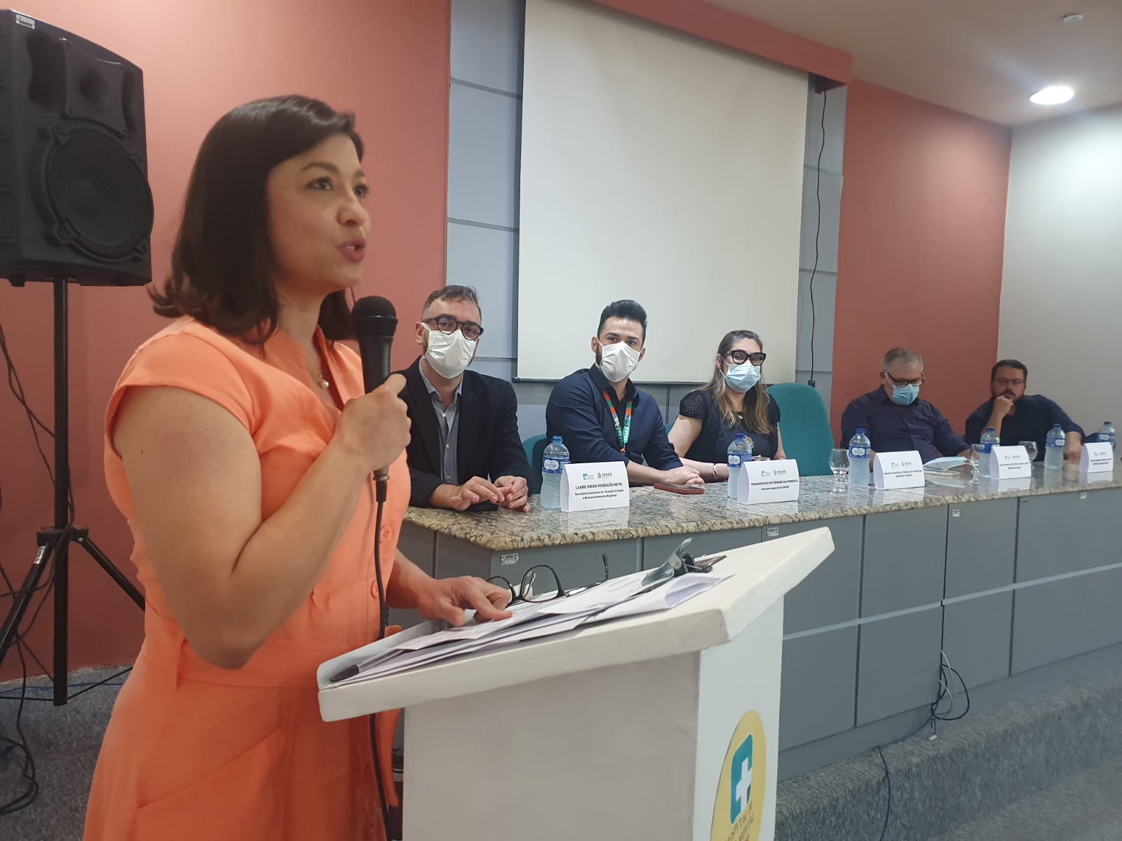 Nutricionista Ana Patrícia Oliveira é empossada como diretora-geral do Hospital de Saúde Mental