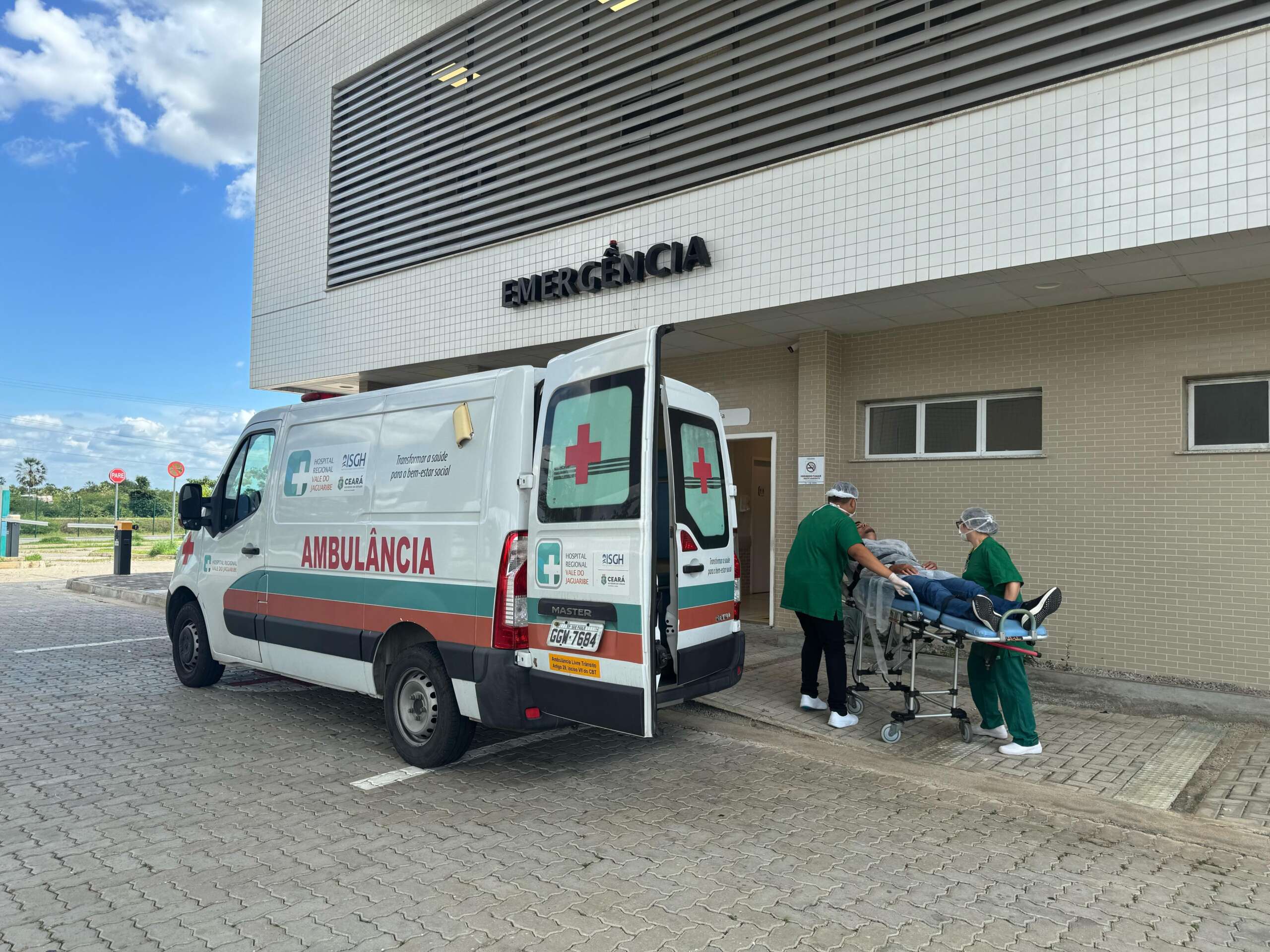 Acidentes de trânsito são maior causa de entrada na urgência e emergência do HRVJ durante feriado prolongado; unidade é referência na região