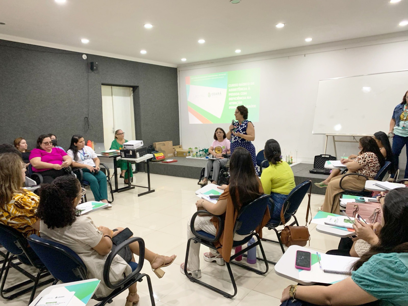 ESP/CE conclui capacitação de profissionais de saúde do Litoral Leste e Vale do Jaguaribe e reforça assistência a pessoas com deficiência na APS