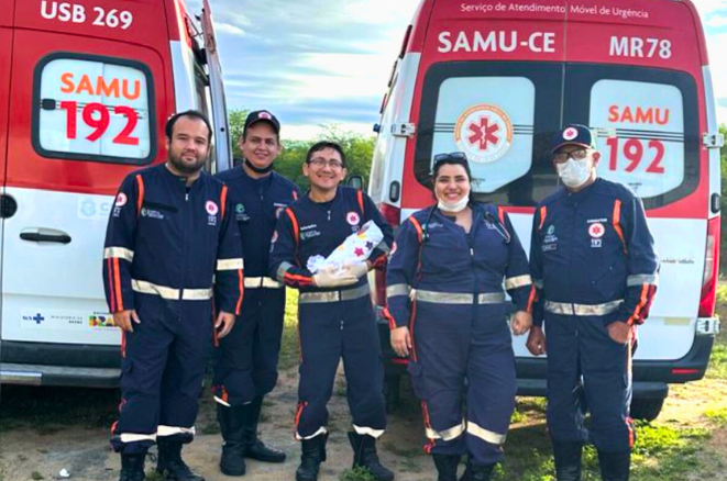 Profissionais do Samu 192 Ceará atendem ocorrência de parto na zona rural de Quixeramobim