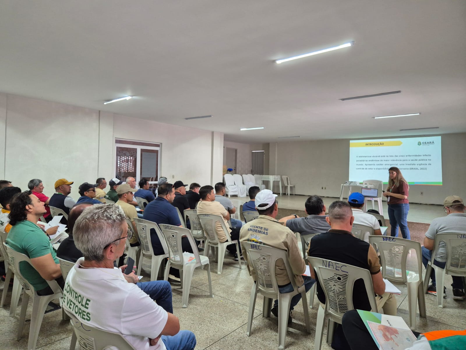 ESP/CE capacita profissionais em Pedra Branca para controle contínuo de transmissores de doença de Chagas e leishmanioses