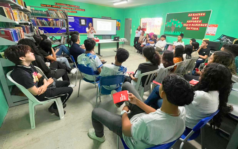 Hemoce inicia campanha de incentivo à doação voluntária de sangue com foco na juventude