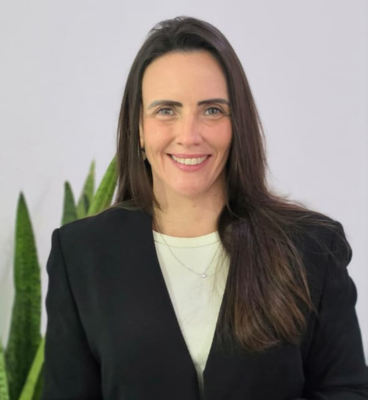 Iluska de Alencar Salgado Barbosa