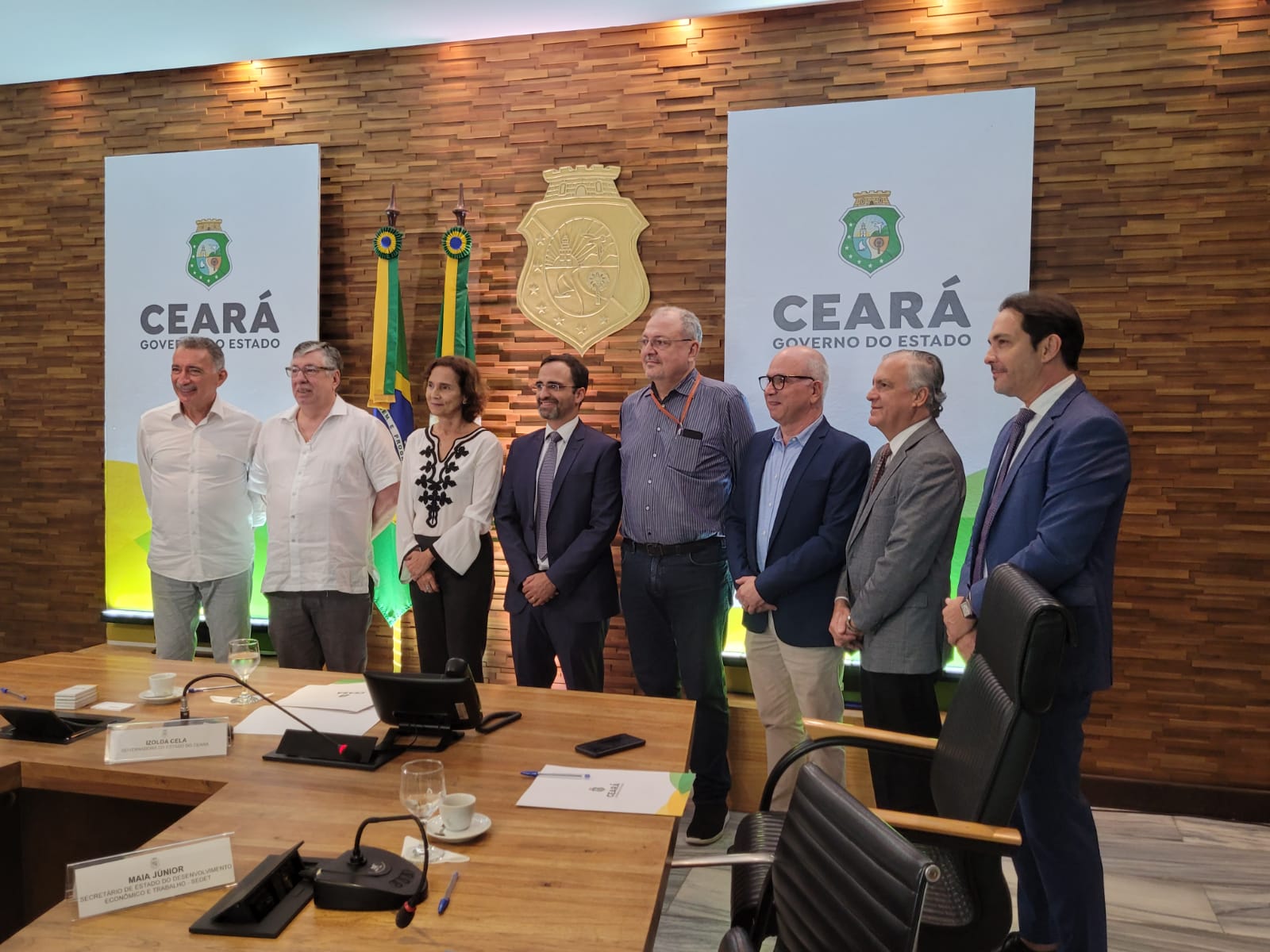 Hub de Hidrogênio Verde: Governo do Ceará assina Memorandos de Entendimento com empresas a serem instaladas no Complexo do Pecém