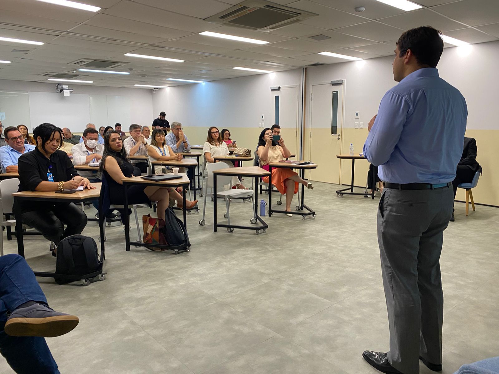 Governo do Ceará e Sebrae fortalecem parceria estratégica para o desenvolvimento econômico