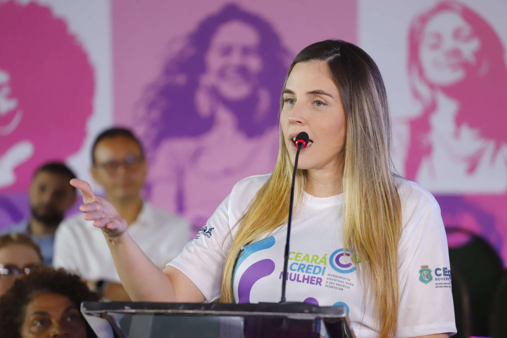 No Dia das Mulheres, Governo do Ceará anuncia R$ 41 milhões para empreendedorismo e 10 mil vagas de capacitação