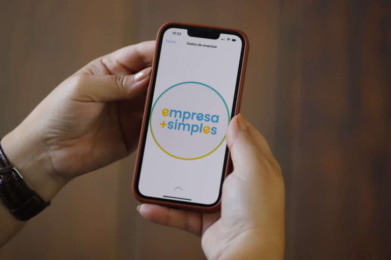 Pioneiro no Brasil, Ceará facilita abertura de empresas por meio de aplicativo de mensagem
