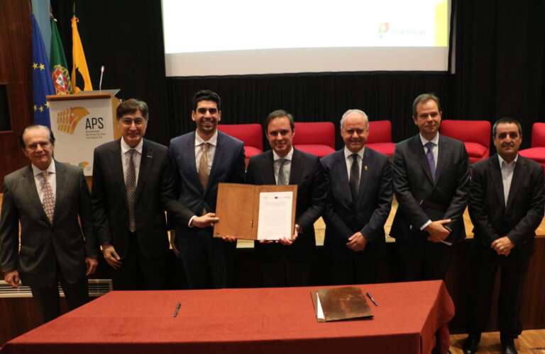 Complexo do Pecém e Porto de Sines, de Portugal, assinam Memorando de Entendimento para desenvolver corredor logístico sustentável