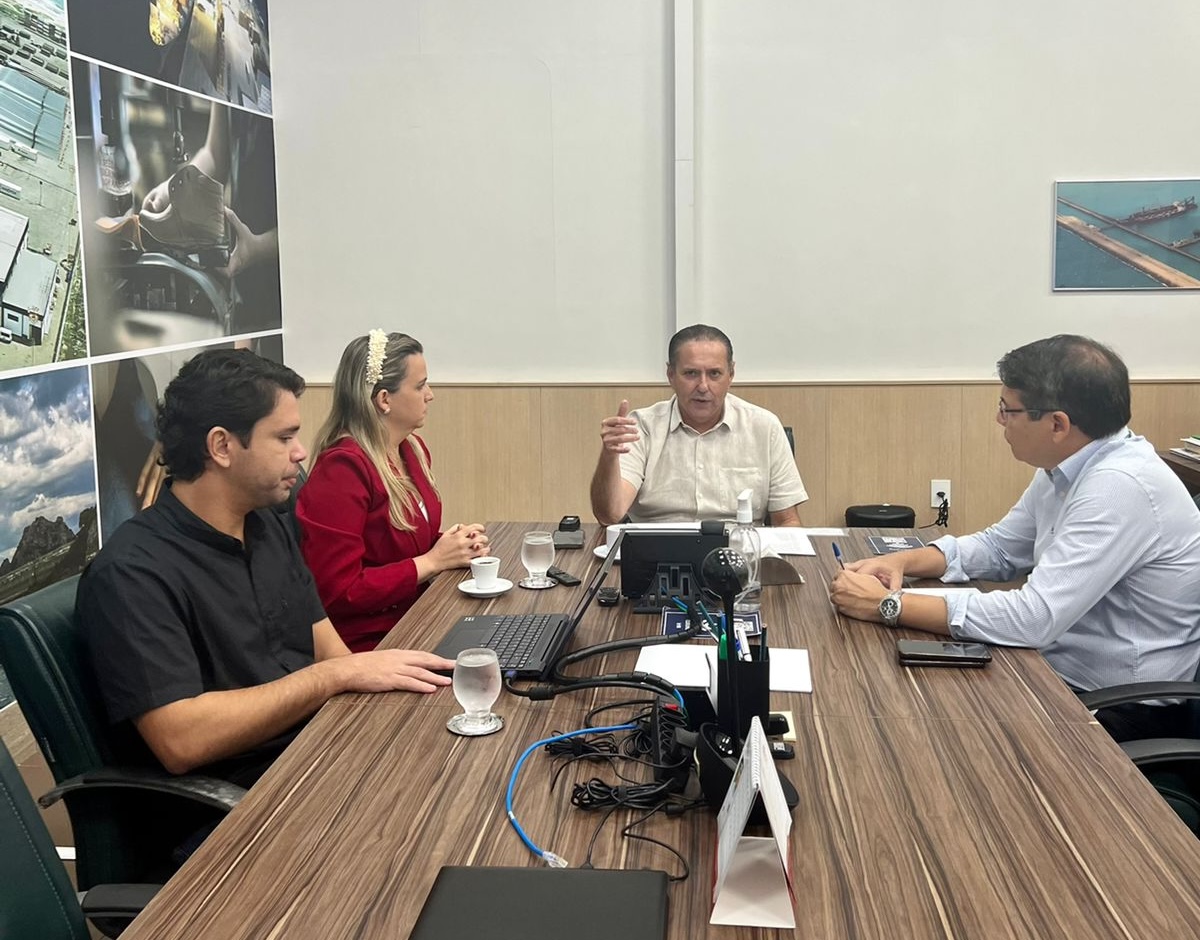 SDE discute estratégias para beneficiar setor de pesca no Ceará