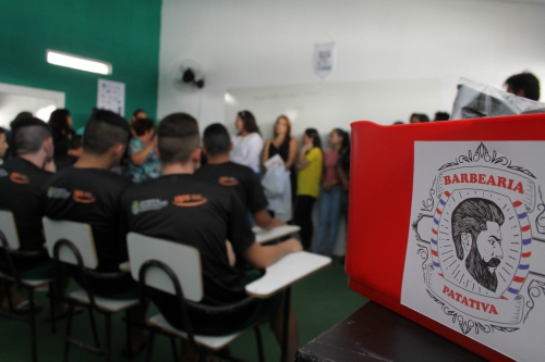 Qualificação: Barbearia é instalada em Centro Socioeducativo para iniciação profissional