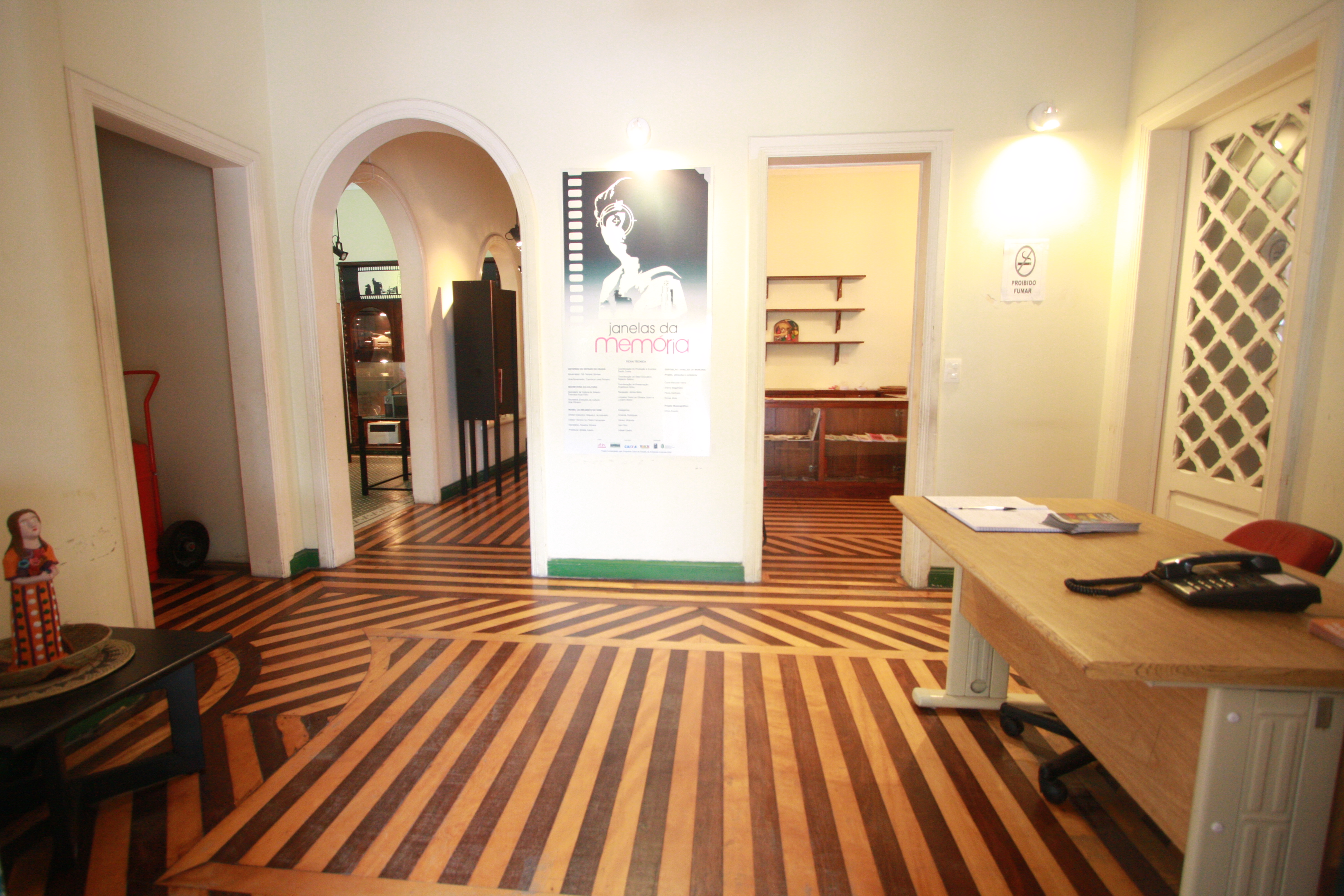 Programa Exposições Itinerantes