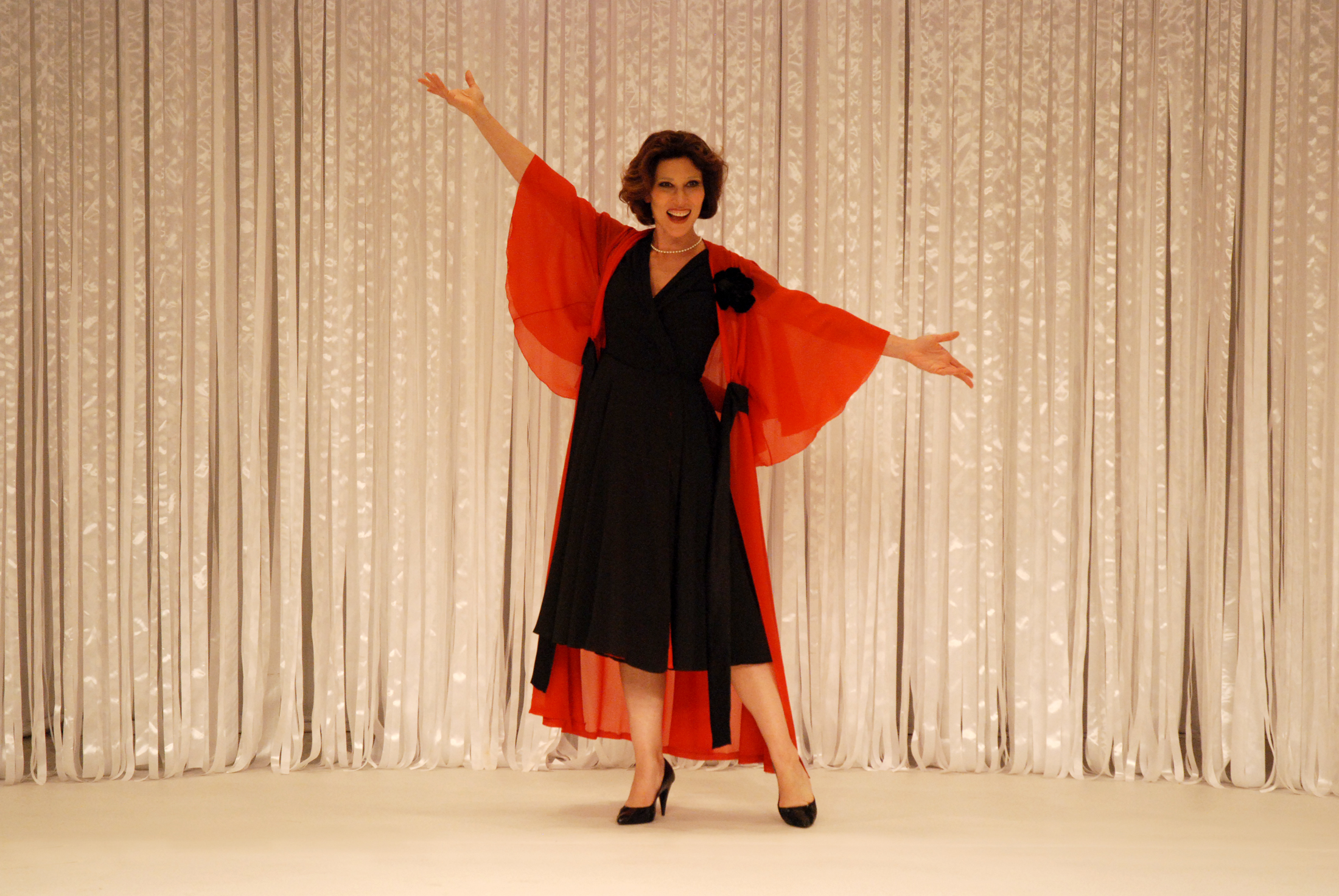 Theatro José de Alencar apresenta Beth Goulart em “Simplesmente eu, Clarice Lispector”