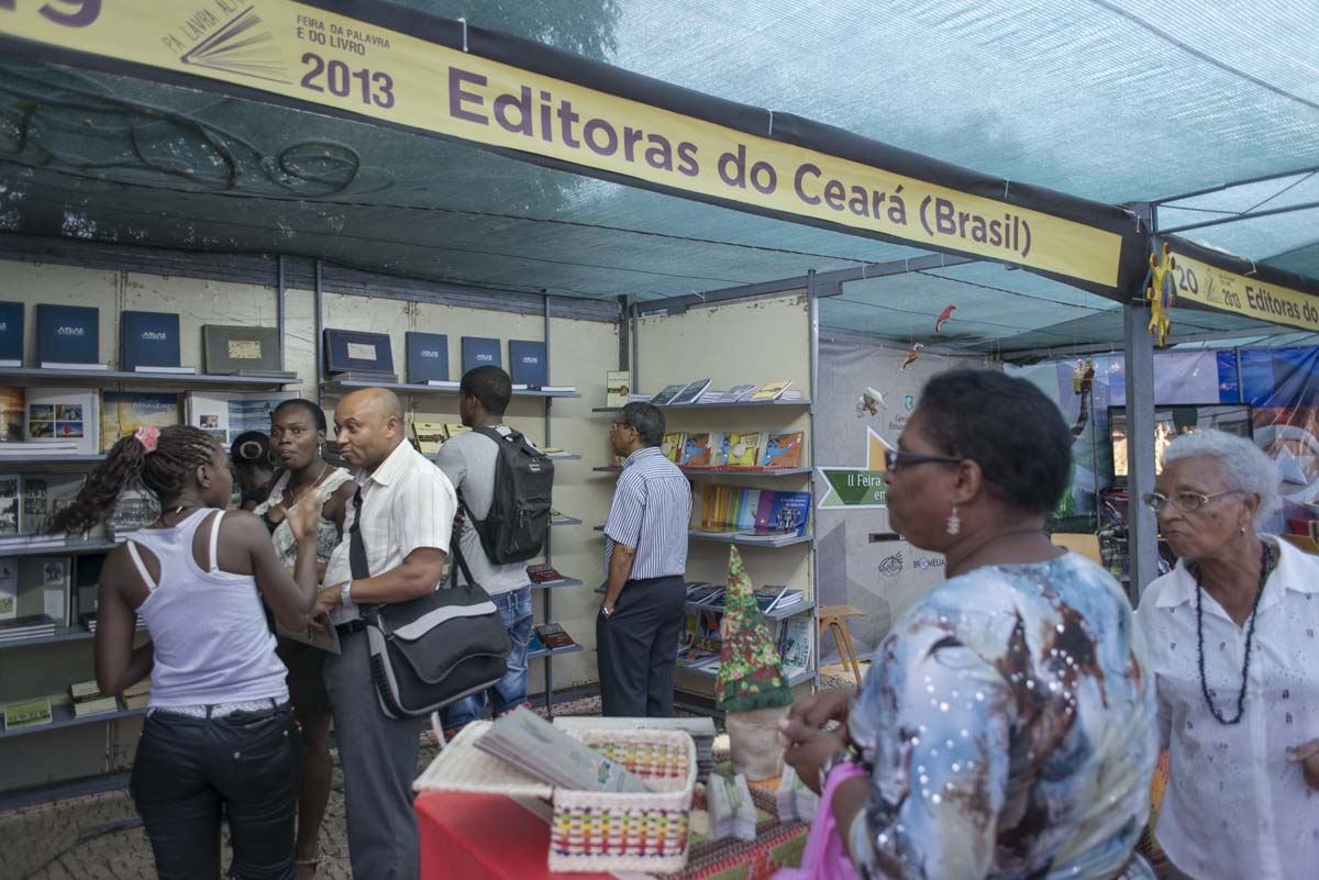 II Feira do Livro do Ceará em Cabo Verde destaca diálogo entre linguagens