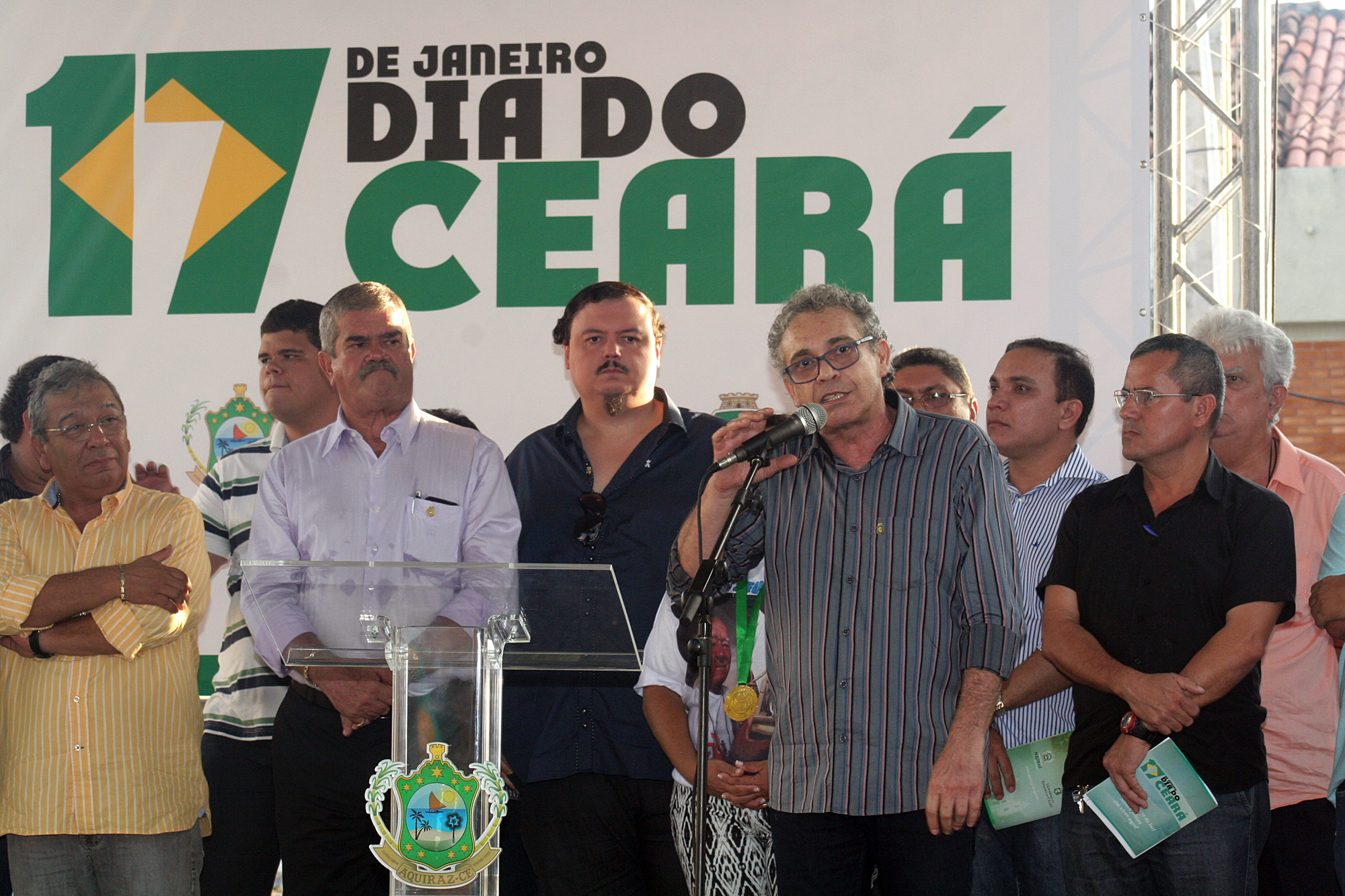 Solenidade e programação artística em Aquiraz marcaram comemoração do Dia do Ceará.