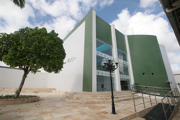Teatro Carlos Câmara: Secult divulga entidade selecionada para produção de eventos