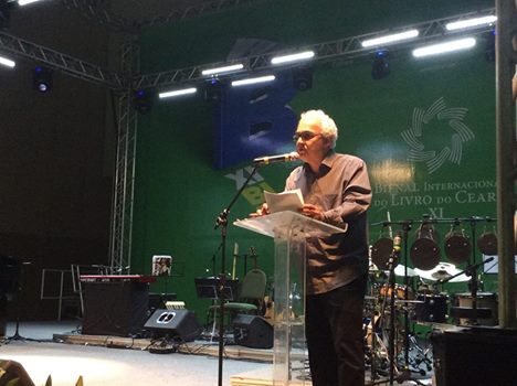 Bienal do Livro: Milton Hatoum, um homenageado em homenagem aos seus pares