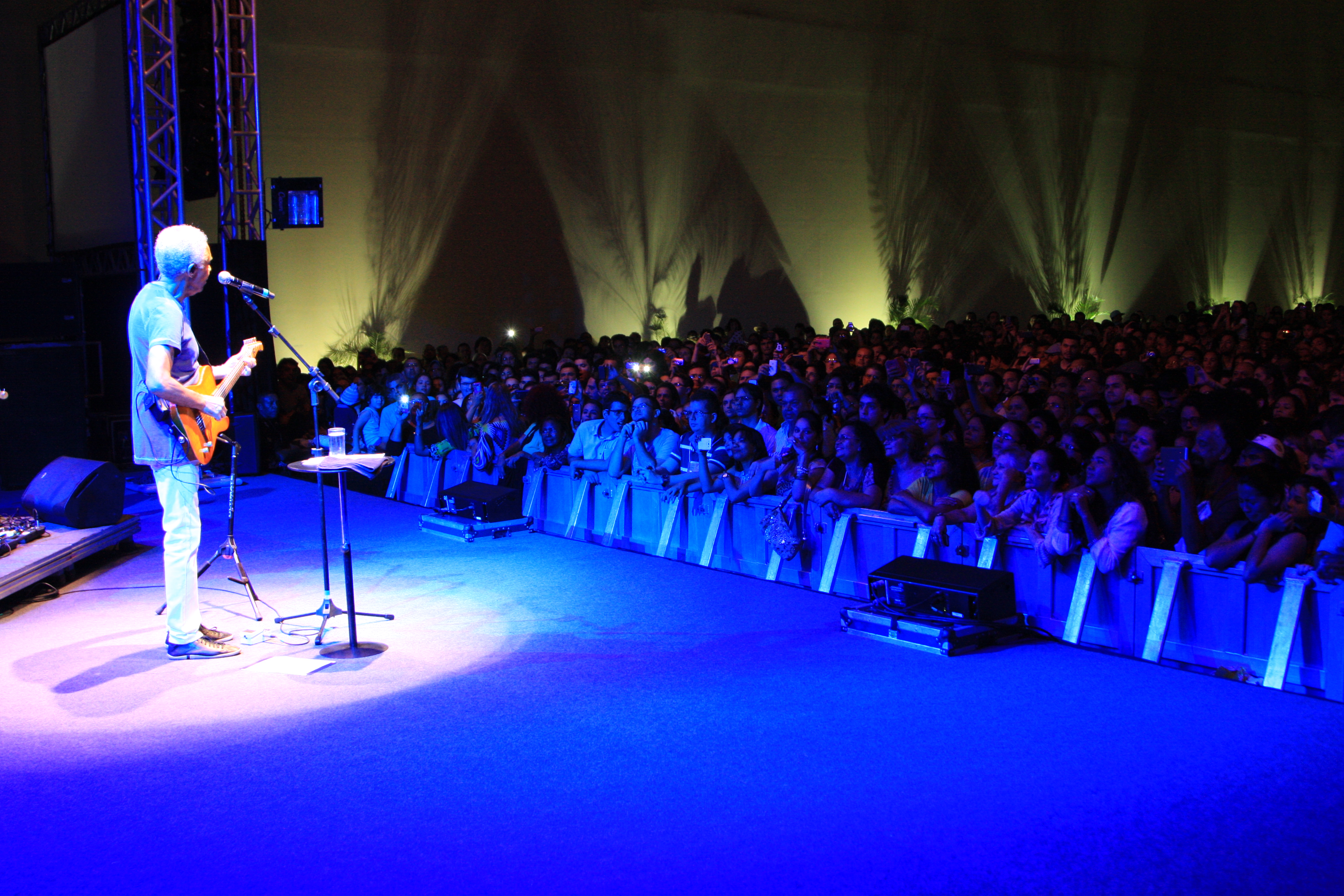 Gilberto Gil encerra a XI Bienal Internacional do Livro do Ceará com música e poesia