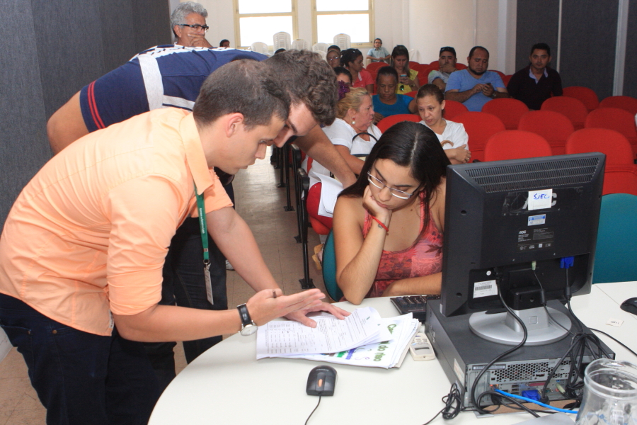 Selecionados no edital Carnaval 2015 da Secult formalizam convênio