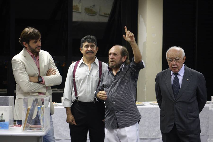Apoiada pela Secult, exposição “Pacifistas & Guerreiros”, de BC Neto, segue até 7/5, no Centro Cultural do Parlamento Cearense