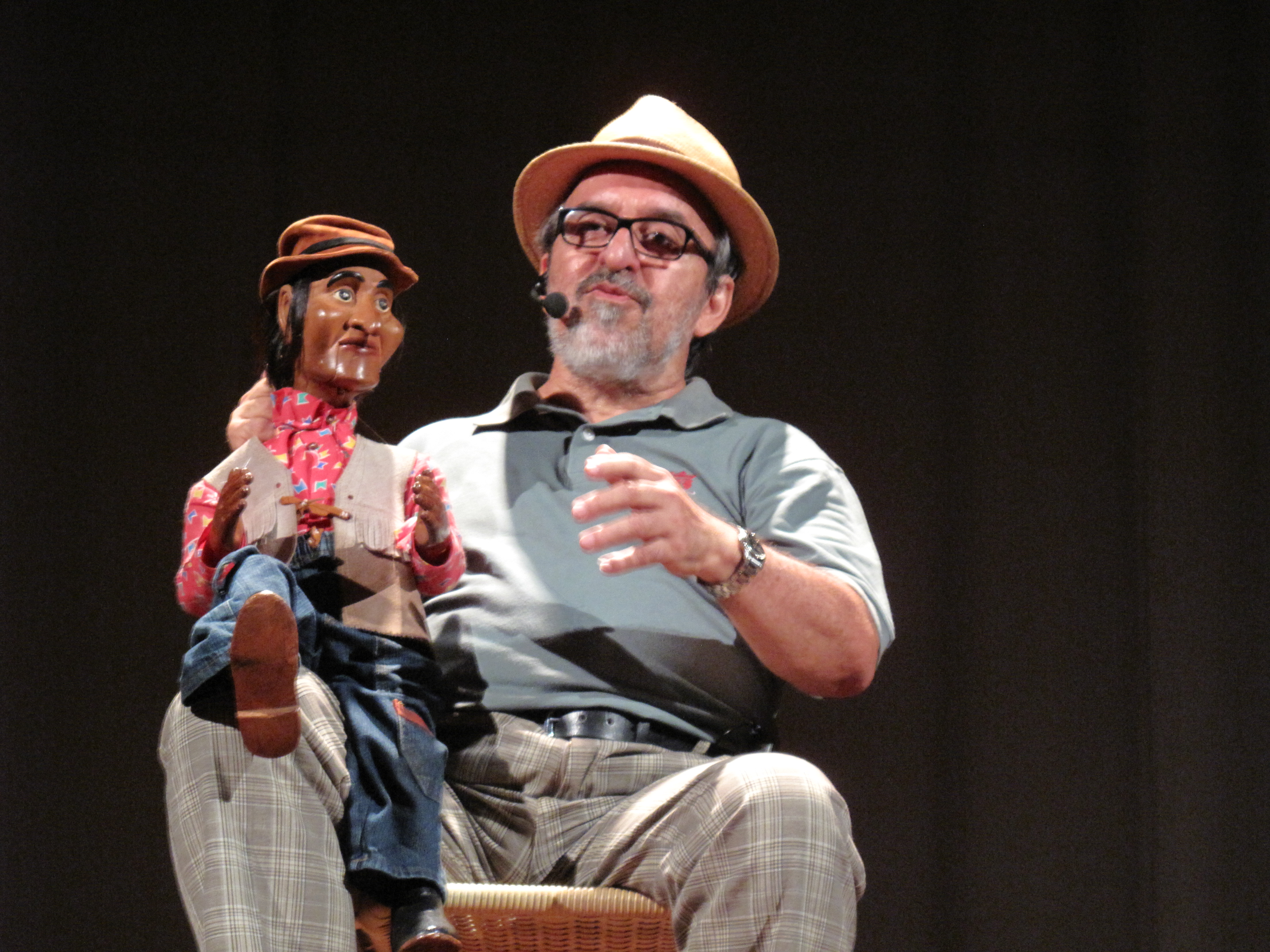 Projeto Terça de Graça apresenta amanhã, dia 18/8, às 18h30, no Cineteatro São Luiz Augusto Bonequeiro e o Boneco Fulerage. Acesso gratuito.