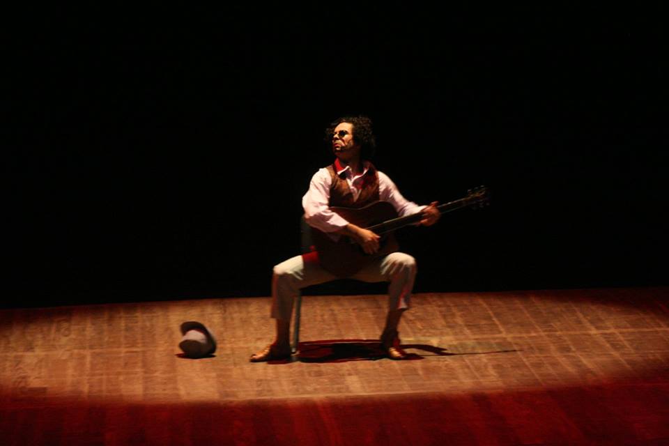 Projeto Terça de Graça encerra temporada 2015 apresentando neste dia 27, às 18h30, dois espetáculos no Cineteatro São Luiz