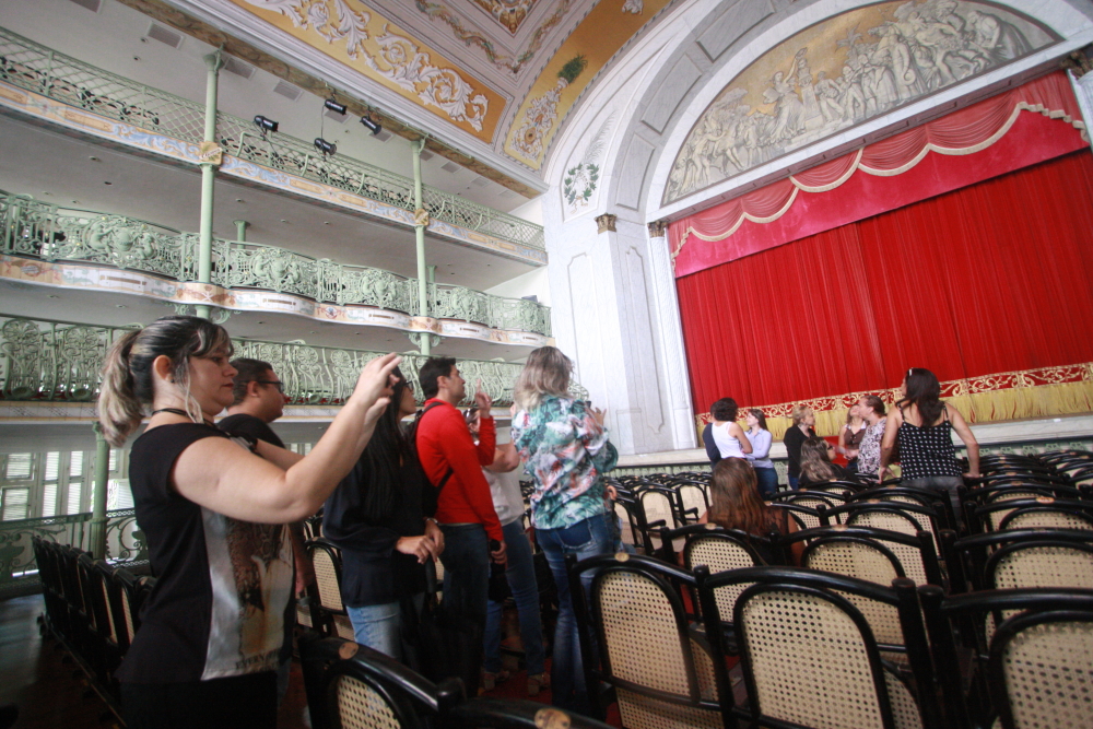 Professores do bairro Vicente Pinzon se encantaram em visita ao Theatro José de Alencar, Museu do Ceará e Cineteatro São Luiz
