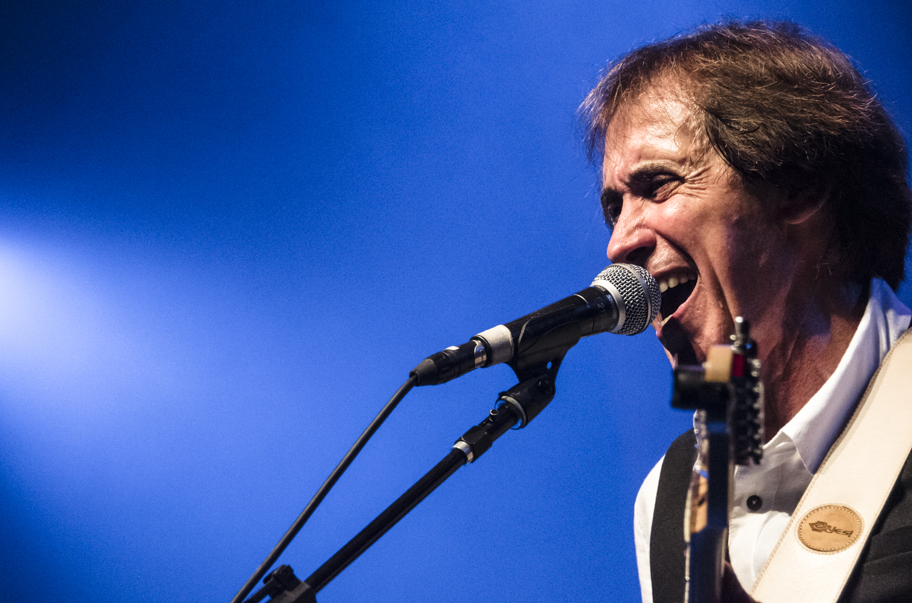 Com pegada rock’n’roll, Odair José lança no Cineteatro São Luiz, nesta sexta, dia 20/5, às 20h, seu novo álbum de estúdio “DIA 16”