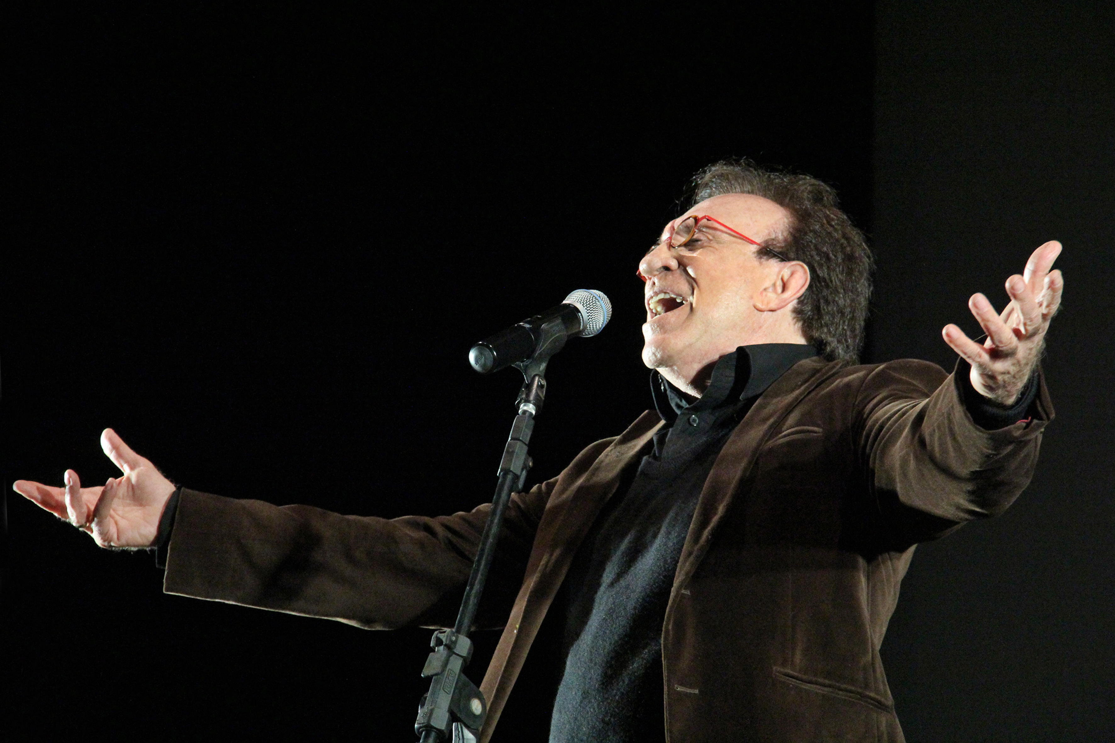 No dia dos Namorados, Cineteatro São Luiz recebe o show Moacyr Franco “Seu Amor Ainda é Tudo”