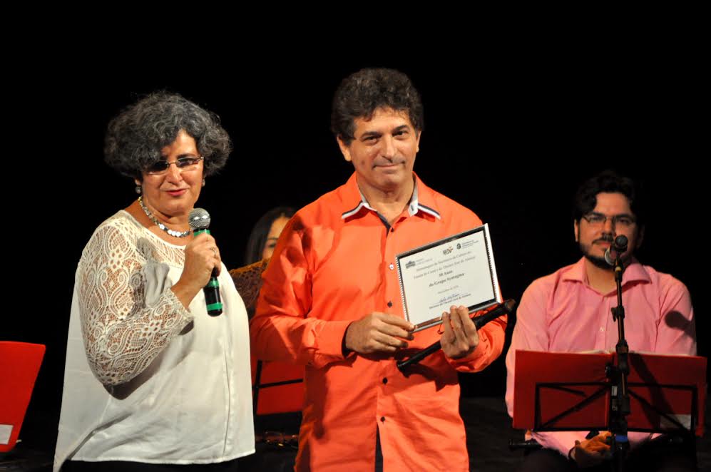 Grupo Syntagma fez neste domingo, 6/11, no Theatro José de Alencar, concerto especial celebrando 30 anos e recebeu homenagem da Secult