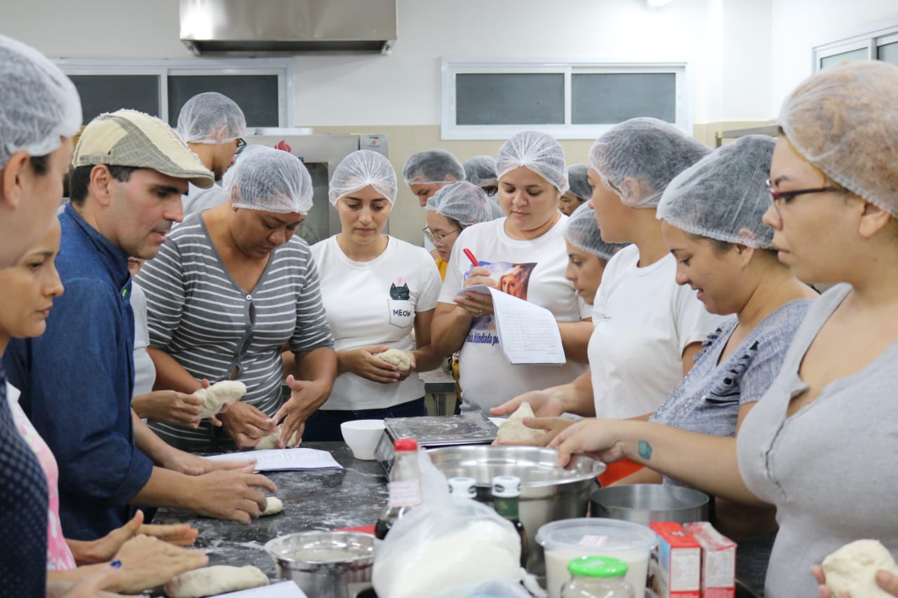 Escola de Gastronomia oferta 250 vagas de cursos gratuitos em agosto
