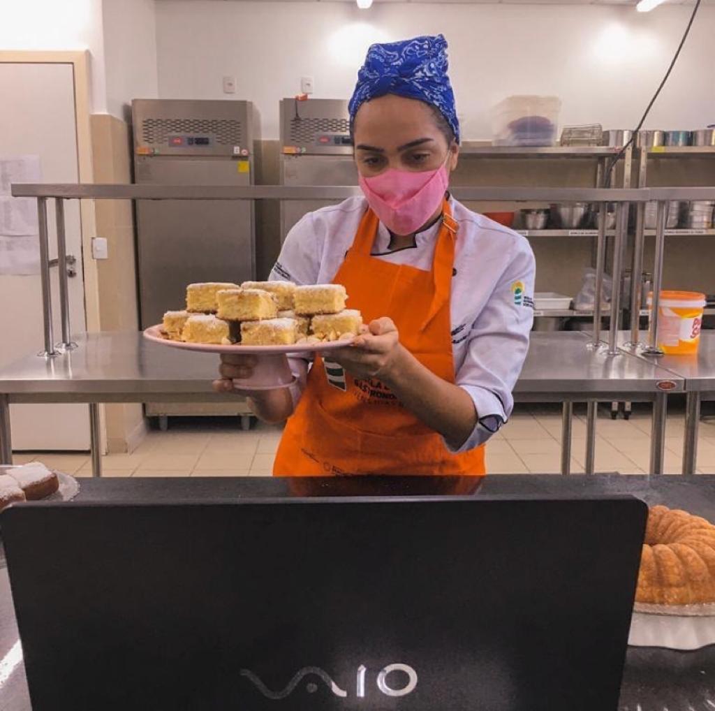 Escola de Gastronomia Social oferta 480 vagas para cursos gratuitos em março 