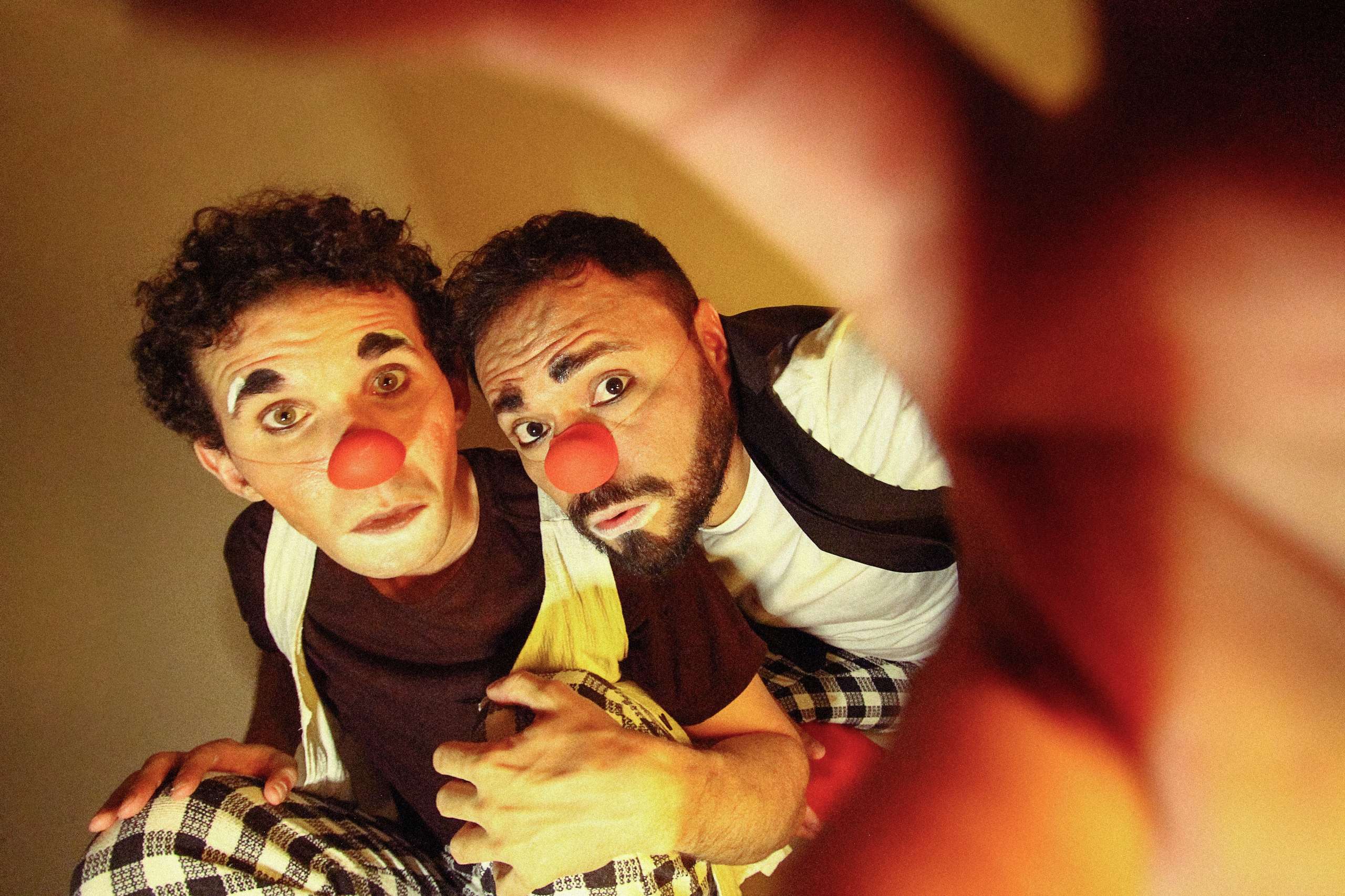 “Buraco de Minhoca”: Coletivo Paralelo encerra temporada do espetáculo virtual pelo Instagram do TJA