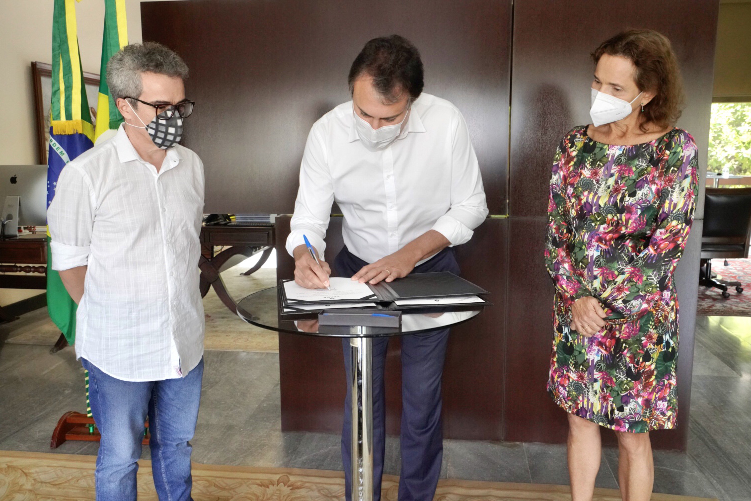 Governador sanciona  lei que institui a Chancela de Paisagem Cultural do Ceará e lei da Política Estadual da Gastronomia e Cultura Alimentar do Ceará