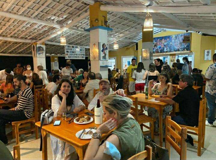 Com apoio da Secult, I Festival de Música do Cais Bar da Redonda reuniu grandes nomes da música. Confira as canções vencedoras