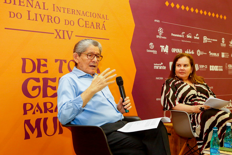 “Casa Toda Mãe”, do poeta cearense Batista de Lima, traz o talento de cronista do autor