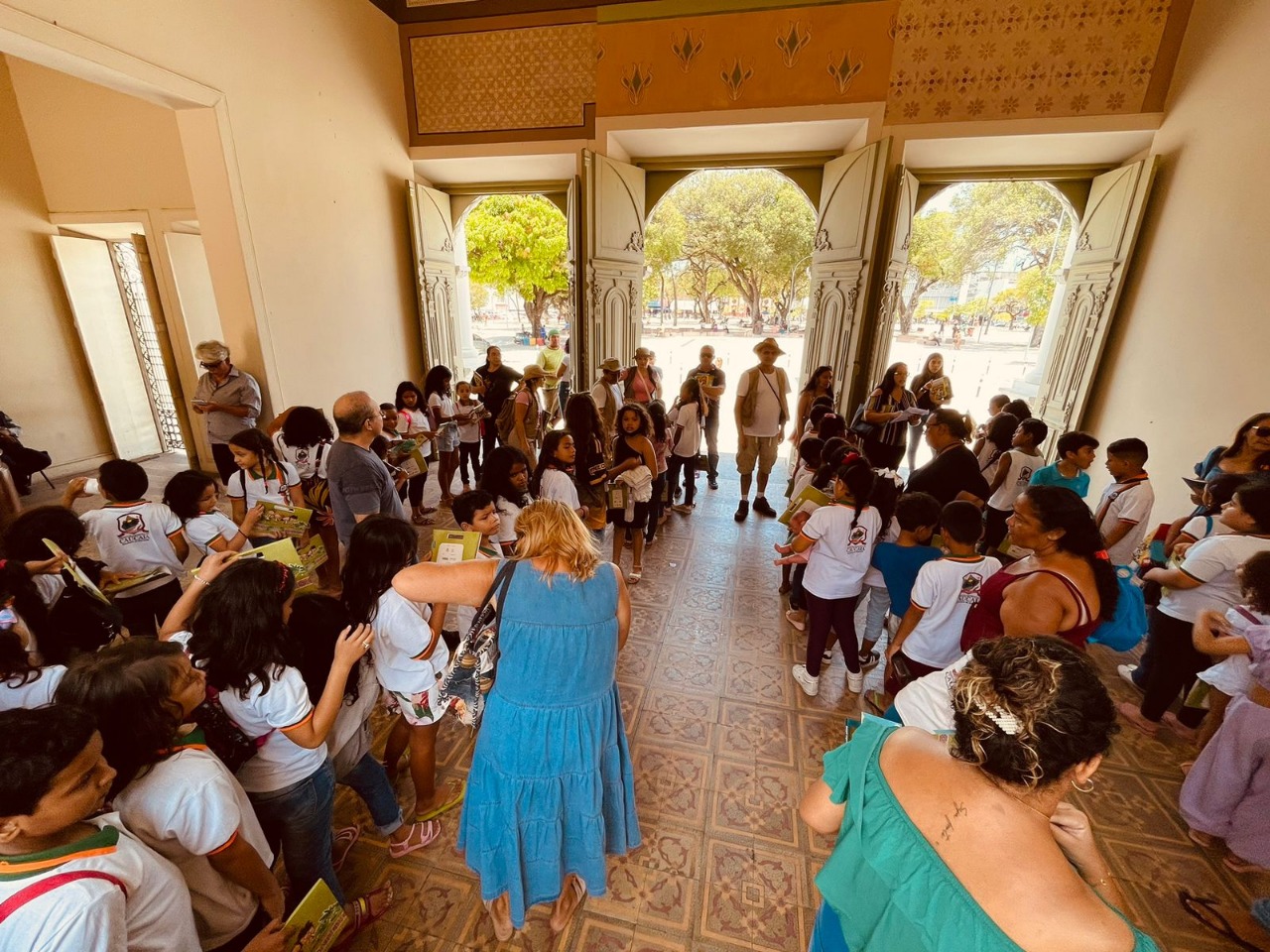 Com apoio da Secult, “Visita Espetacular – Theatro José de Alencar” retoma programação presencial após edição virtual