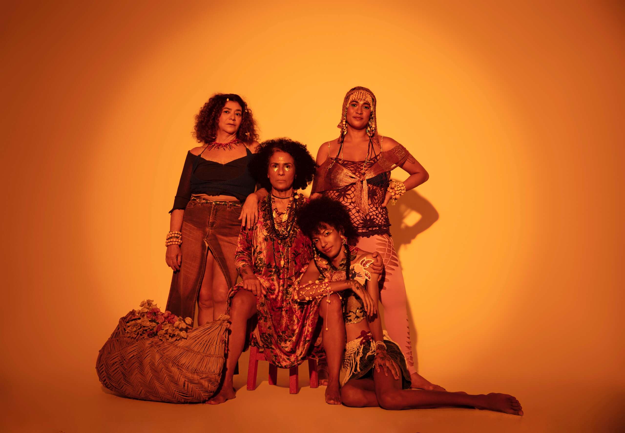 Cineteatro São Luiz: musical cearense “CAETANAS” traz o protagonismo feminino na luta em defesa do território