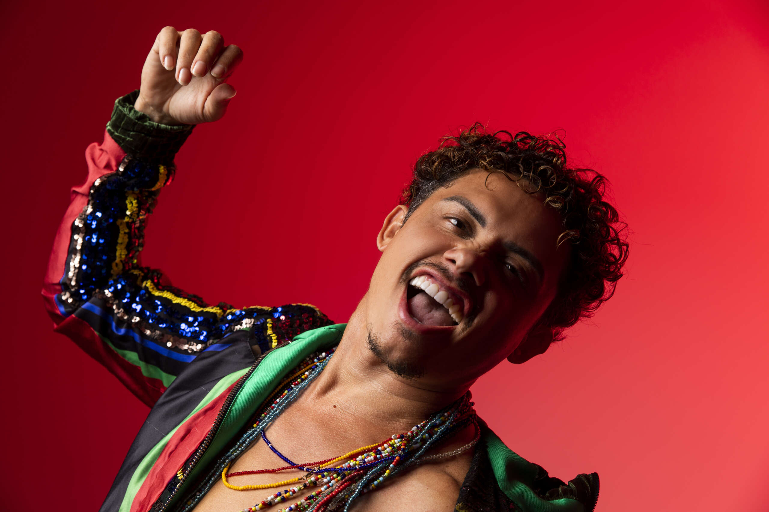 Ceumar, Silvero Pereira, Curumin e Iara Pamella estão entre as atrações do 18º Festival Mi em Viçosa do Ceará