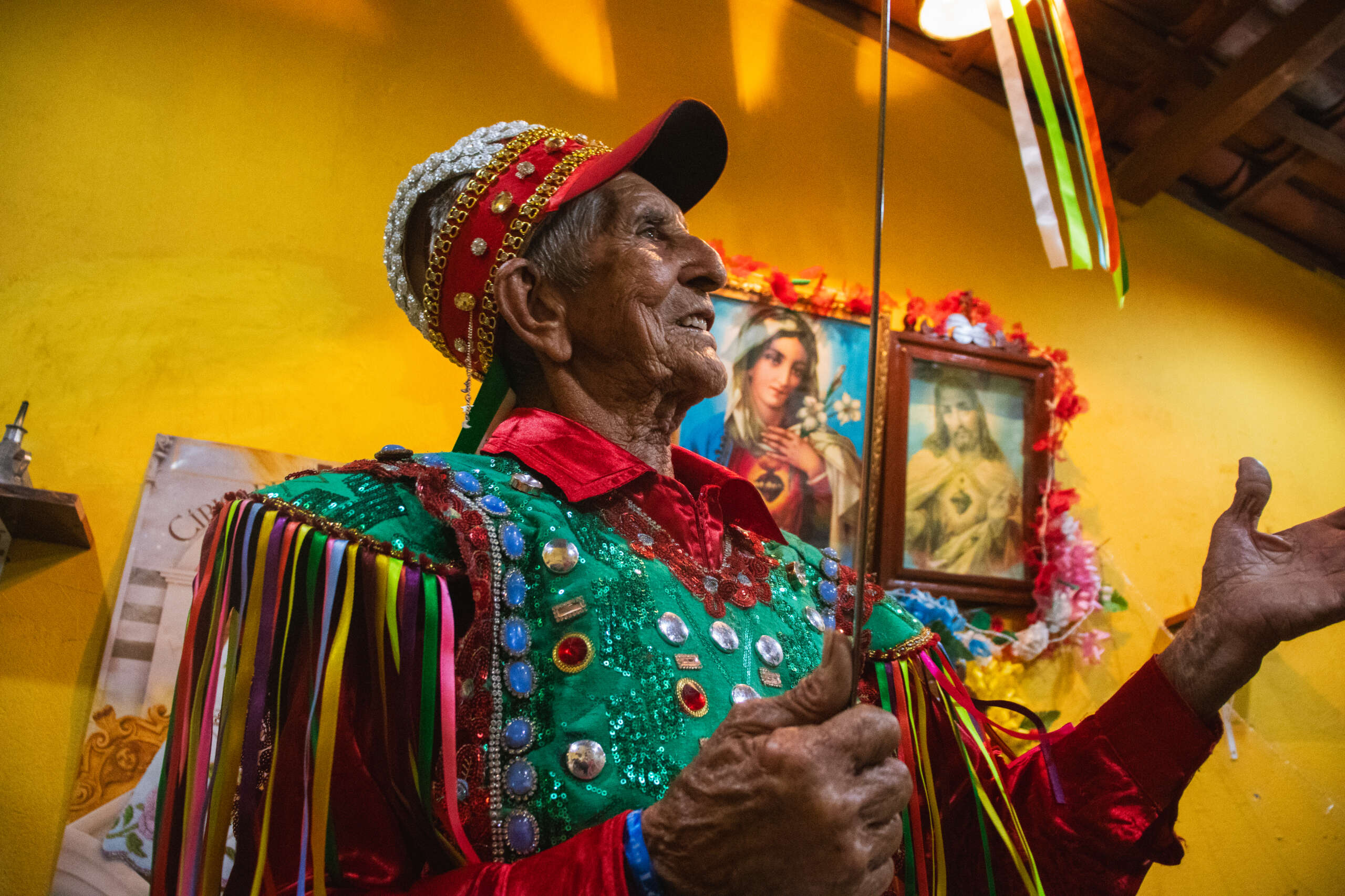 Vivência em terreirada, lançamento de livro e rodas de conversa são destaque no segundo dia do XV Encontro Mestres do Mundo 